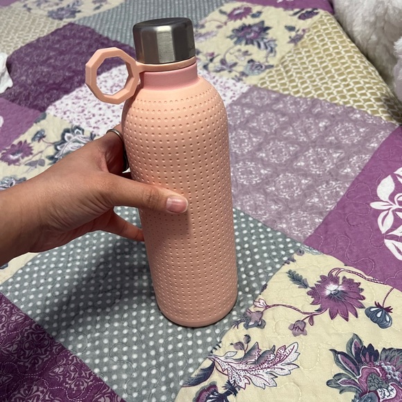 Brand new Starbucks - Picture 6 of 7